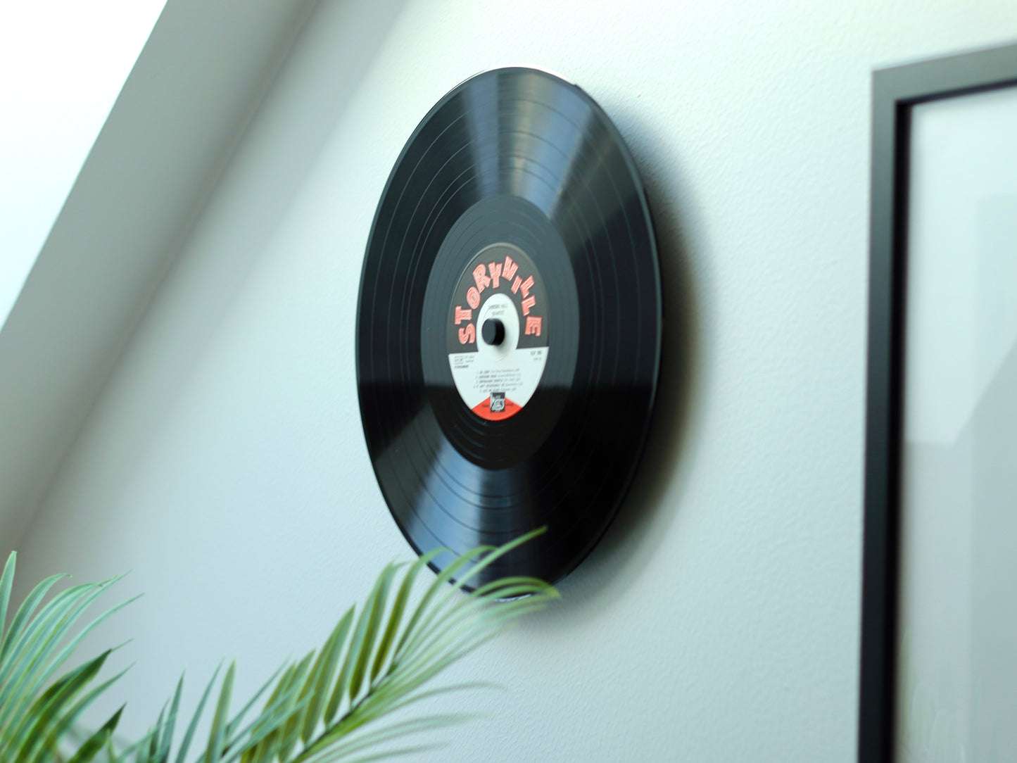Vinyl hanger - Self-adhesive